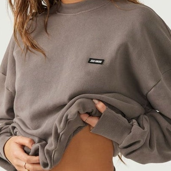 Joah Brown Classic Crew Pullover - Picture 2 of 6